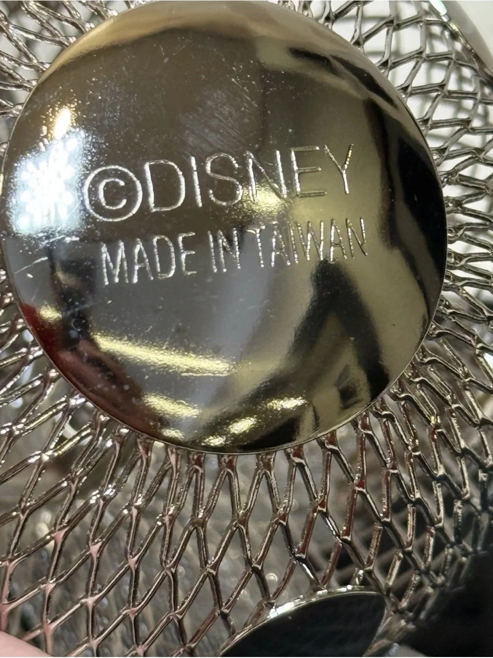DISNEY PARKS CHRISTMAS STORE SILVER METAL MESH MICKEY MOUSE EARS BALL ORNAMENT